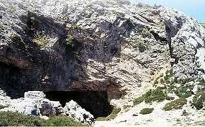 Idäische Höhle 